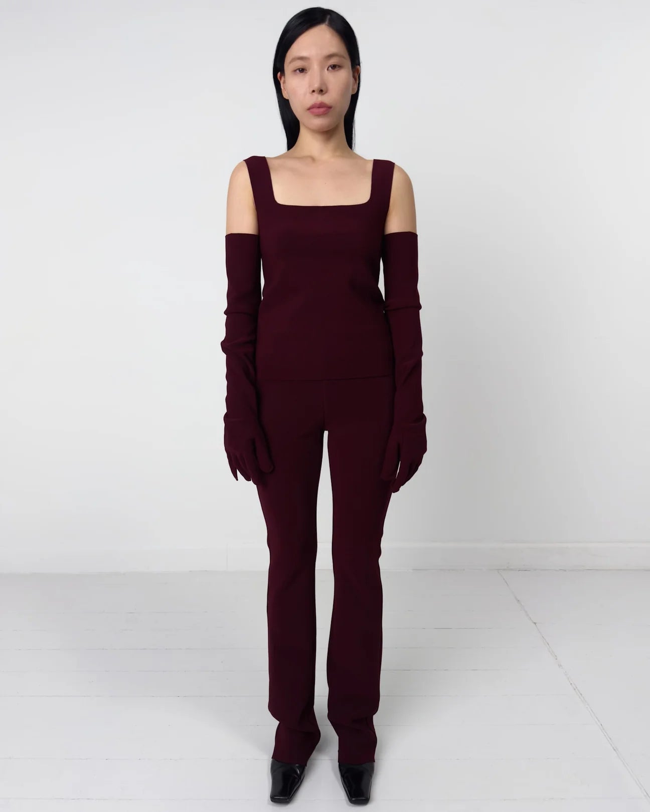 MAROON SLEEVELESS TOP